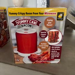 Two brand new bacon crispy makers for microwave… $20 each VERY highly rated!
