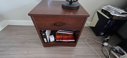 End table