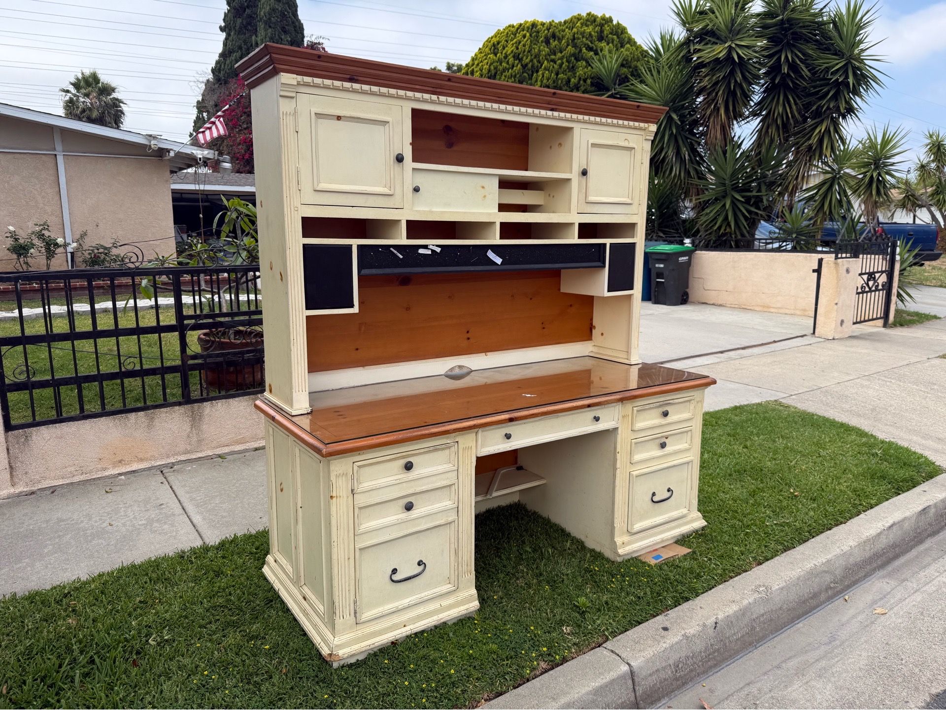 Heavy duty Desk
