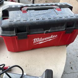 Milwaukee Tool Box 