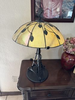 Vintage Lamp Quoizel