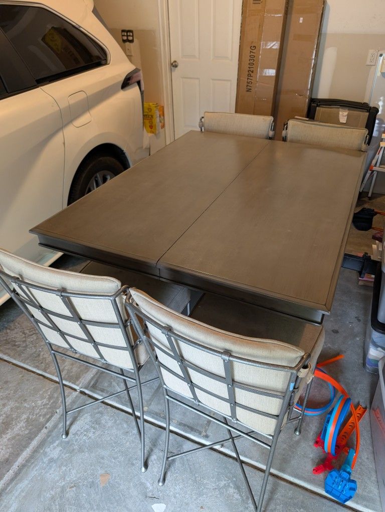Dining Set