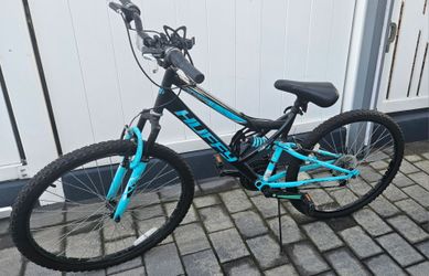 26" Huffy Trail Runner Mountain Bike