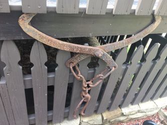 Antique hay tong farm garden tool