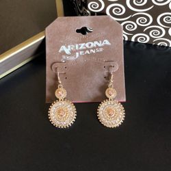 Stunning Gold Tone Earrings