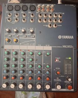 Yamaha MG102c Mixing console
