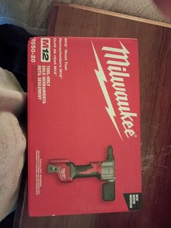 Milwaukee M12 Rivet Tool 2550-20 Tool Only
