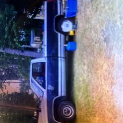 Chevy  C1500 Black/silver