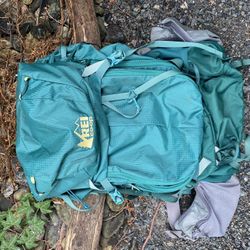 REI traverse 65 Pack
