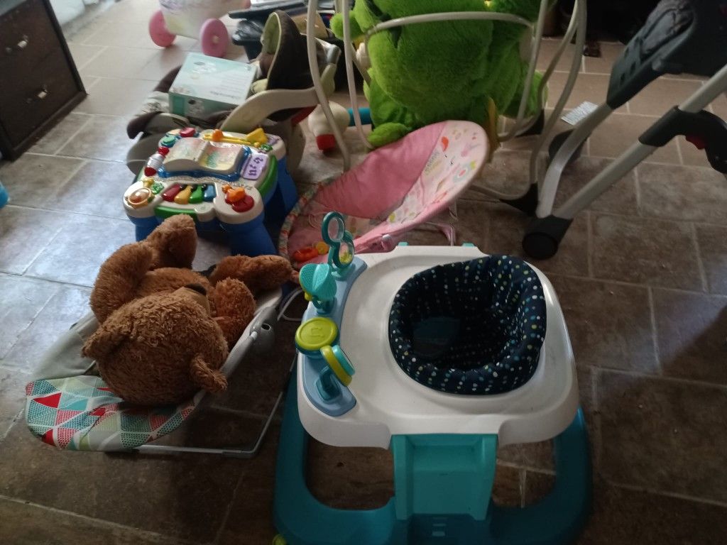 Free Baby Things High chair Car Seat Swing