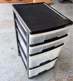 Storage cart with drawers