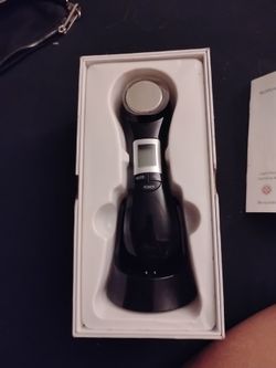 Skin Tightening Device