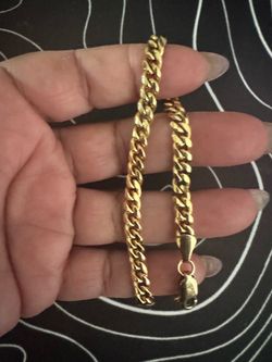 Gold-Tone Cuban Link bracelet