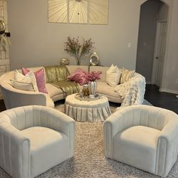 Accent Chairs