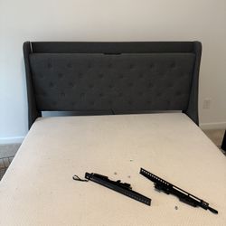 Upholstered Queen Bed