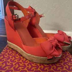 Tory Burch Poppy Red Wedges