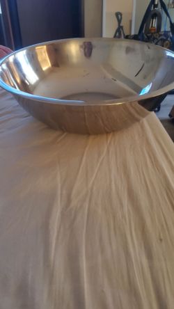 Large mixing bowl
