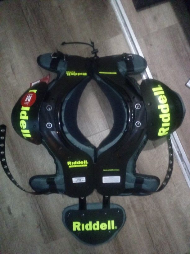 Riddell Surge Football Shoulder Pads