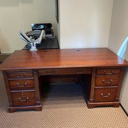 GREAT Deal ! $50 Lightly Used Wood Desk 