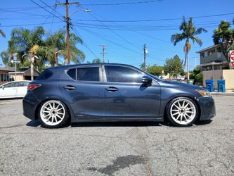 2011 Lexus CT 200h