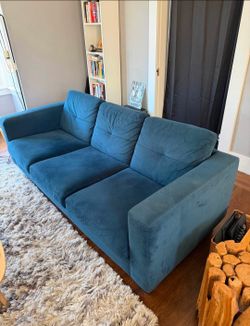 EQ3 Couch Blue Delivery