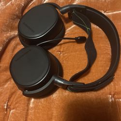 Steel series Arctic 9x Wireless Headset