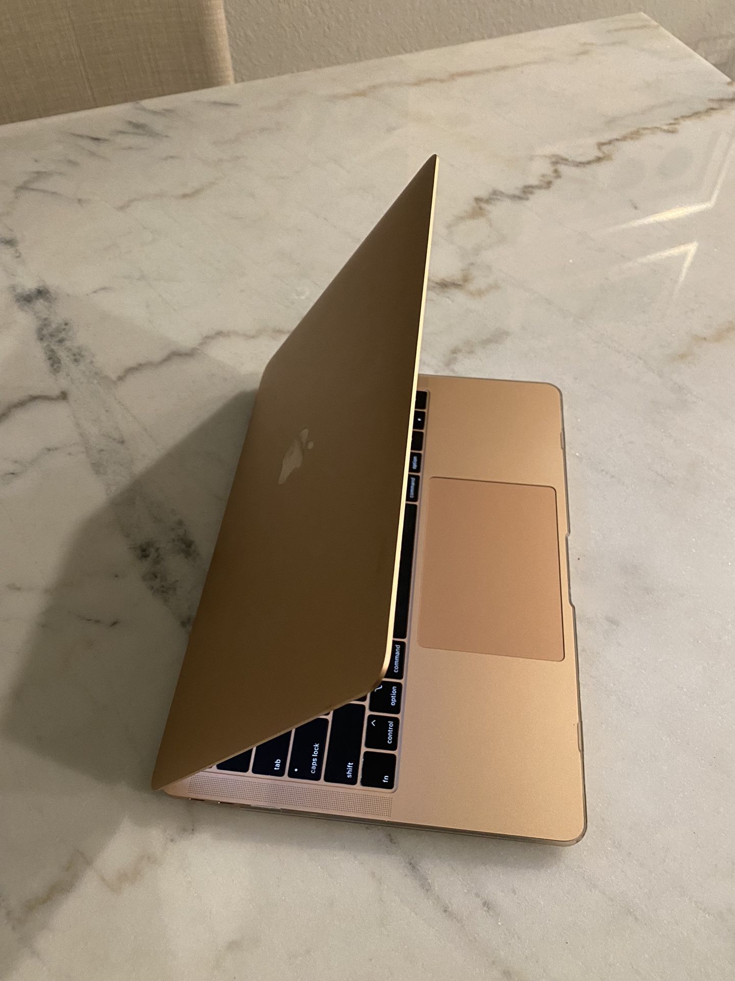 MacBook Air 13”