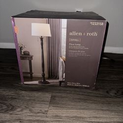 Standing Lamp With Shade