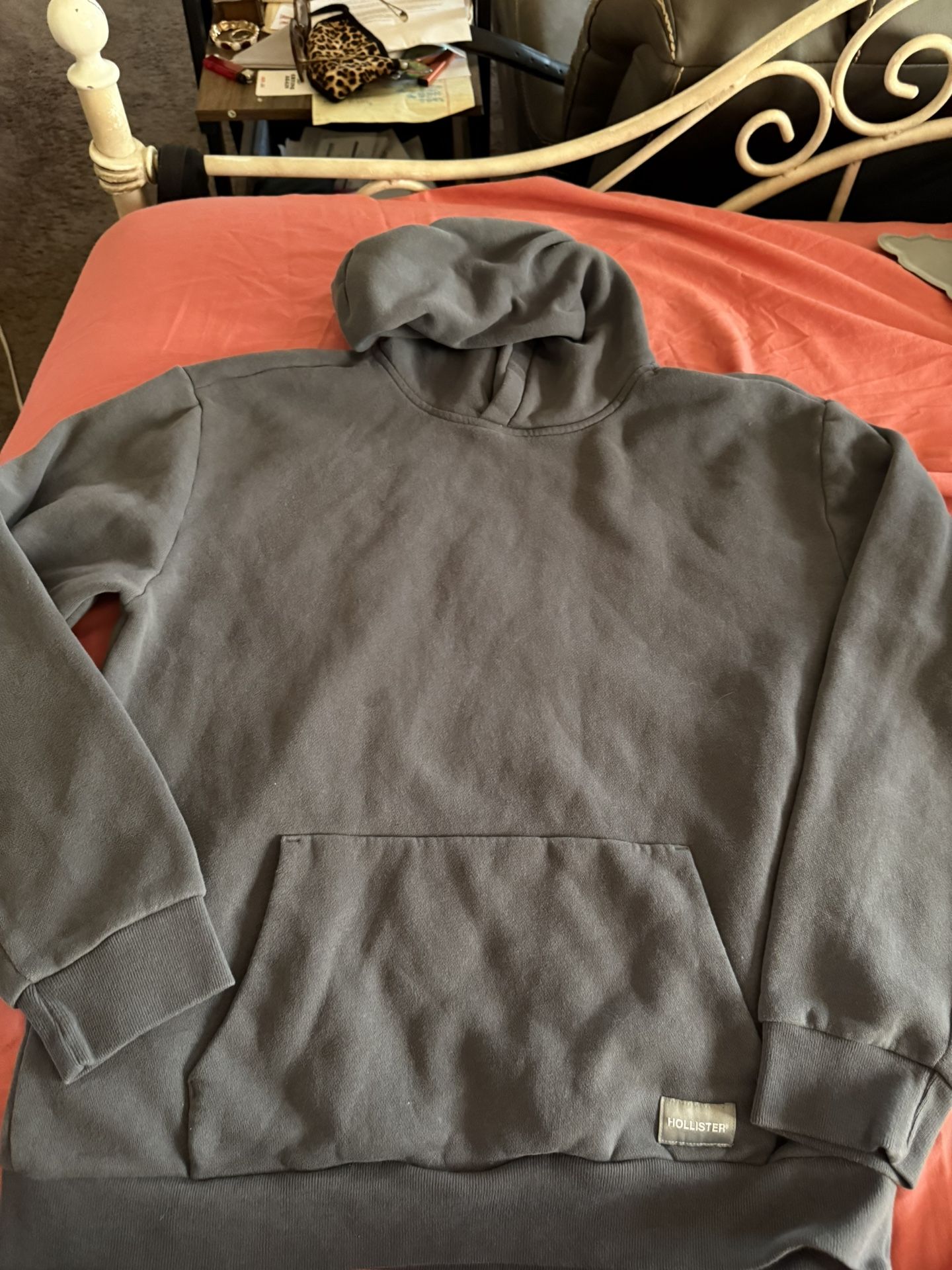 Men’s Hoodie- Size M