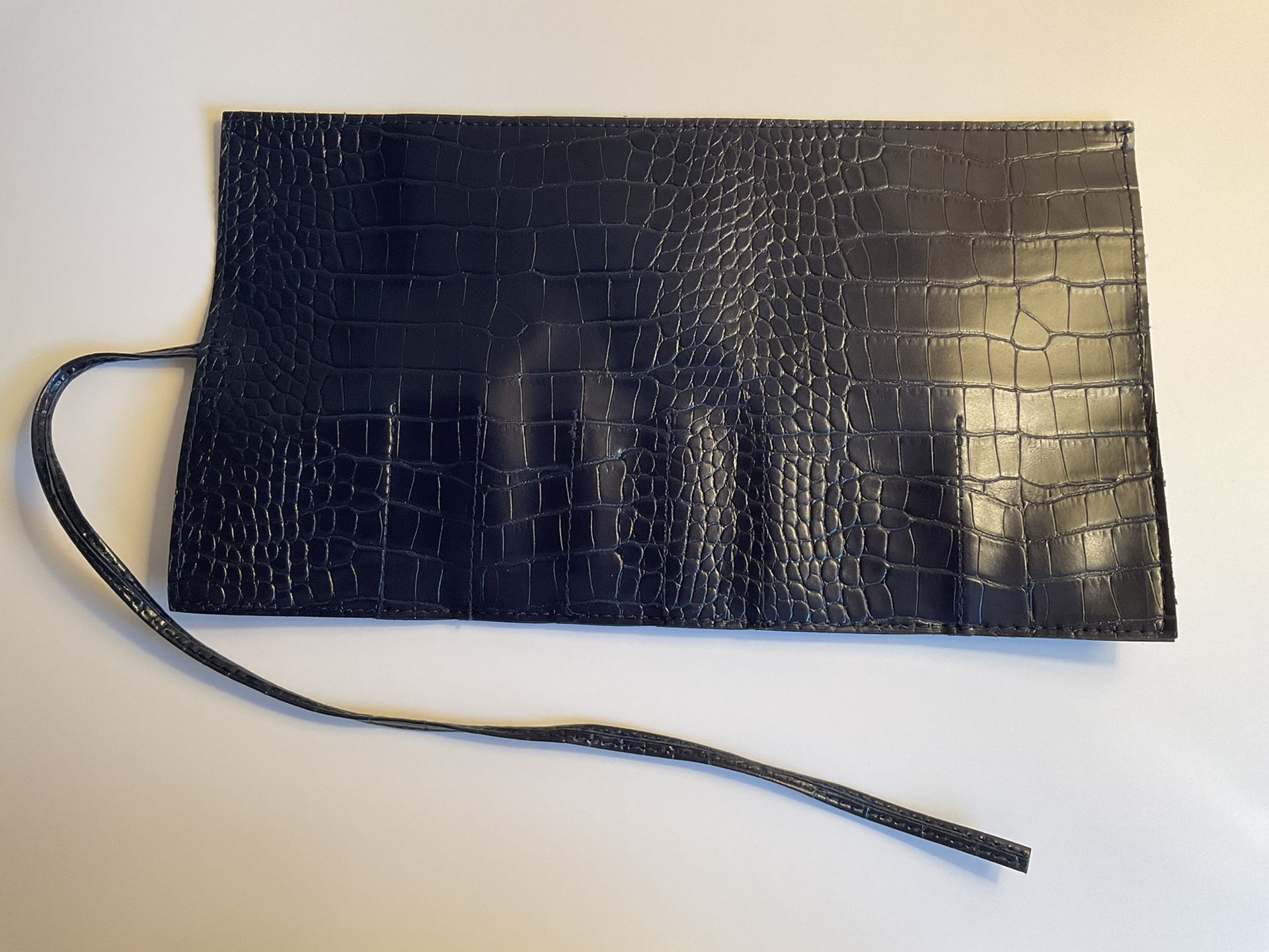 NWOT Saks Fifth Avenue Makeup Brush Holder