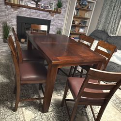Costco 6 Chairs dining Table 