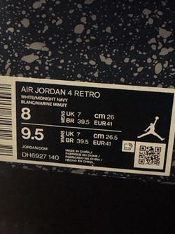 AIR JORDAN 4 Retro .