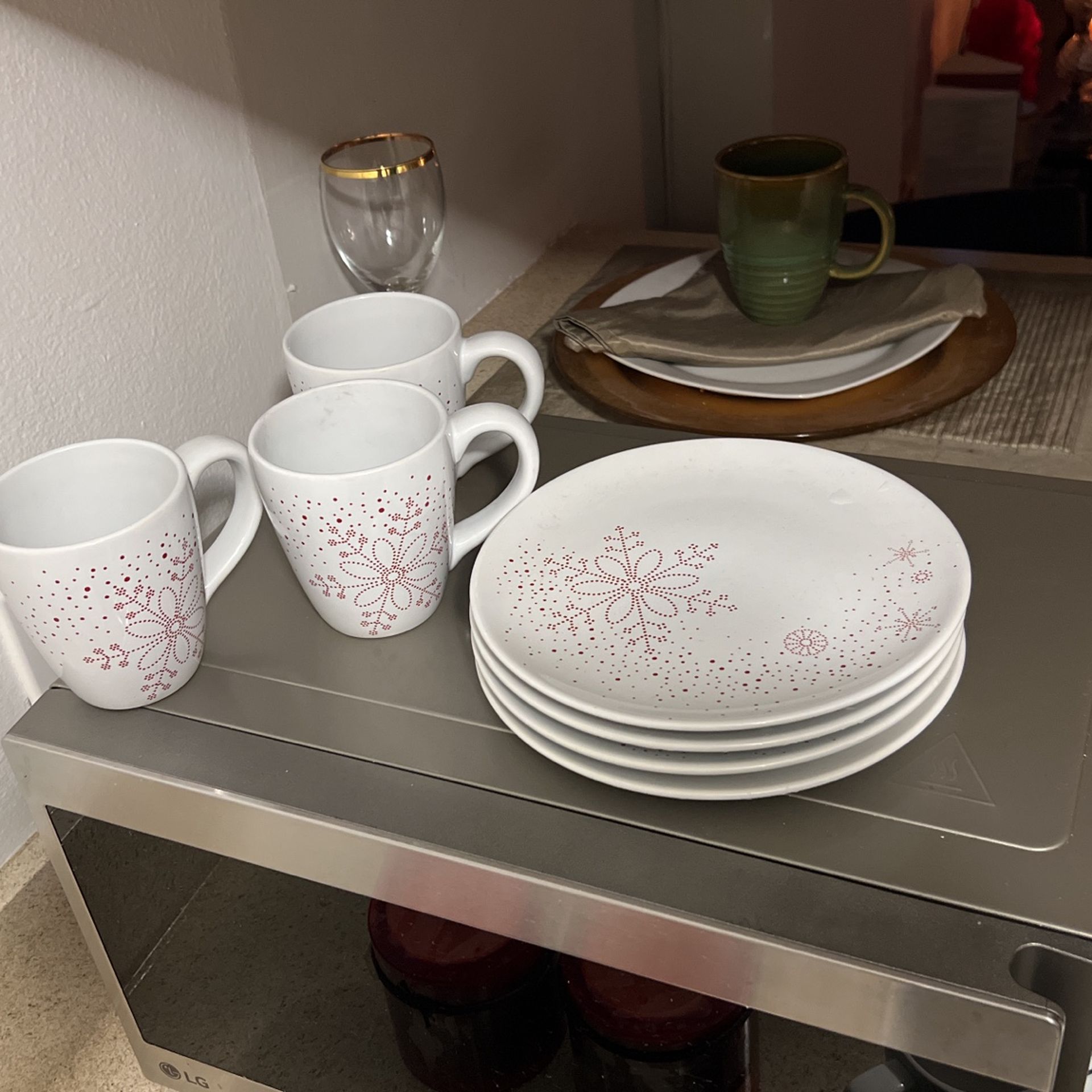 Cup And Plate Set
