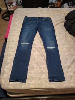 Mens Rocco Relaxed Skinny Size 34 True Religion  Jean, Used Like 4 Times,,gained Some Pounds Nd Dont Fitt Anymore, 20 Bucks, Local Pick Ups Only.,