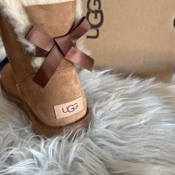 UGG Boots With Bow