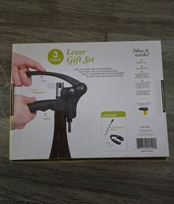 Cork screw lever set