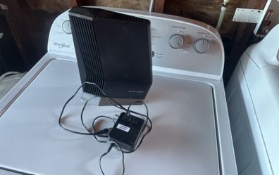 Nighthawk Netgear AX8