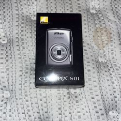  New Nikon Coolpix So1