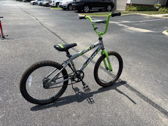 Hyper Rock It 20” BMX Bike – Good Condition