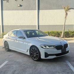 2021 BMW 530i