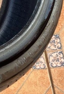 Mini cooper tires only 100 miles on it