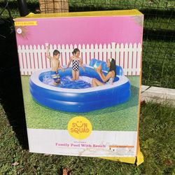 Inflatable pool