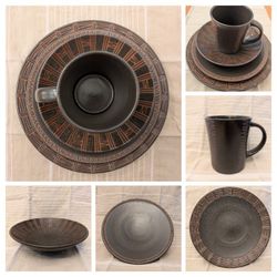 Pfaltzgraff Matika Shale Stoneware 