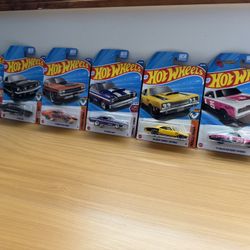 Hot Wheels Set of 6
