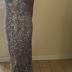 Gorgeous Sequined Prom Dress Size 2, Good Quality 