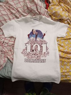 101 Dalmatians T-Shirt Small