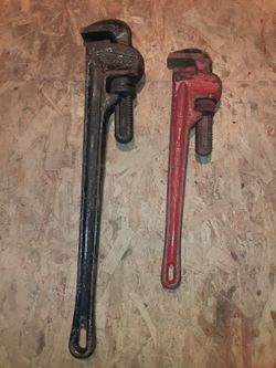 PIPE WRENCHES BOTH ARE RIDGID