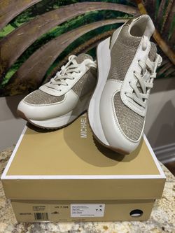 Michael Kors Shoes 7.5