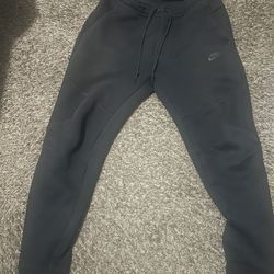 Nike Tech Pants 