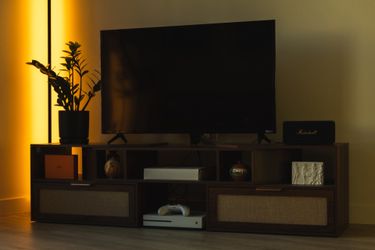 Bookcase, Bar Stools, TV, Adjustable mattress frame